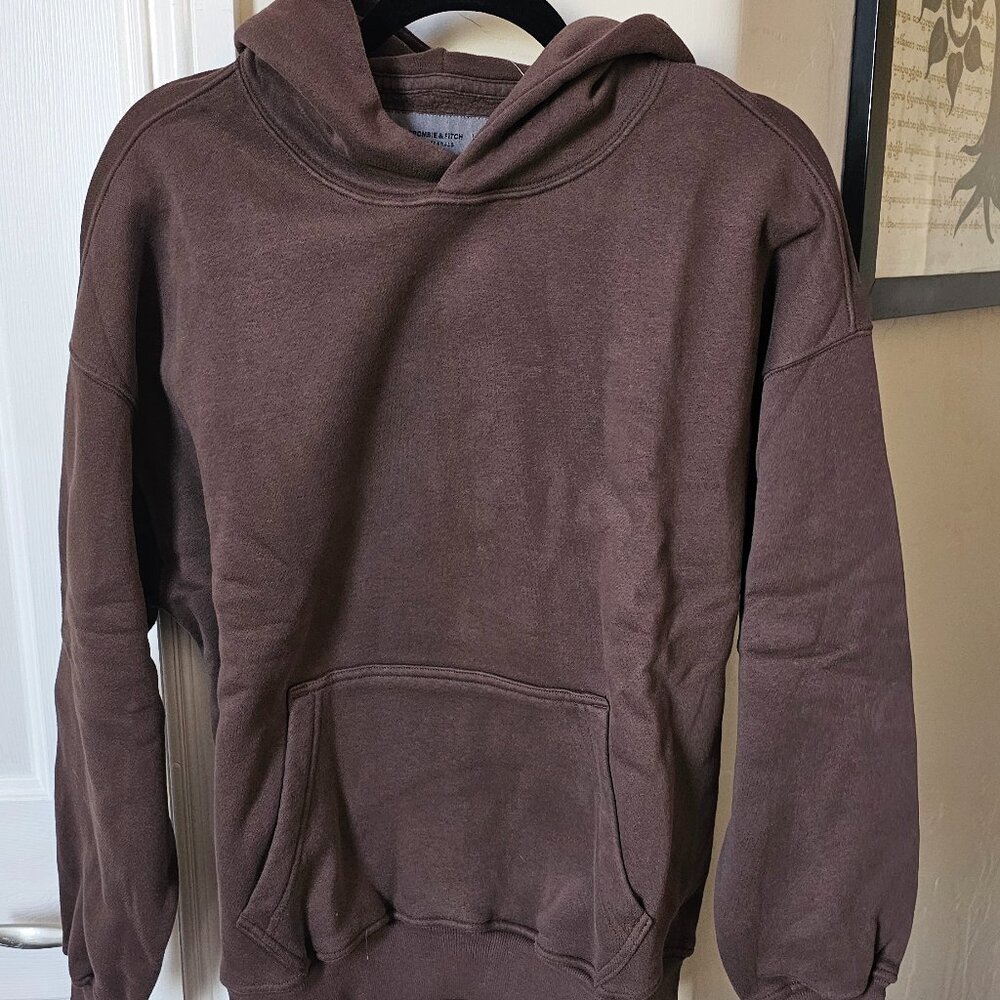 Abercrombie & Fitch NWT XS brown hooded sweatshirt
